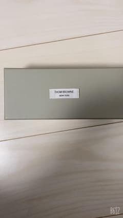 早急売り出し thom browne メガネ 登坂着のサムネイル