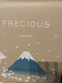 FRECIOUS ミネラルウォーター 7.2L×4パック　水のサムネイル