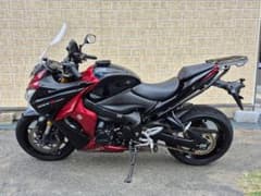 スズキ GSX-S1000F ブラック/レッドのサムネイル