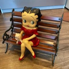 ベティちゃん　フィギュア　ベンチ付きのサムネイル