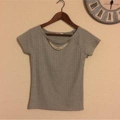 パール付きリブニットトップスのサムネイル