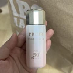 プリオール　高保湿　おしろい美白乳液33mlのサムネイル