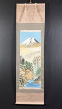 掛け軸 西村千里 作 天地人山水図 絹本 希少 軸装 茶道具 掛軸 美品 です。 K176 西村千里 「風水富嶽發祥図」 掛軸 日本画 絹本 共箱 - メルカリ