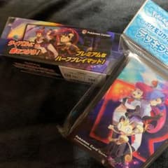 ポケモンカード　ロケット団プレイマット　スリーブのサムネイル