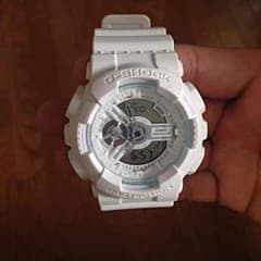 G-SHOCK オールホワイトのサムネイル