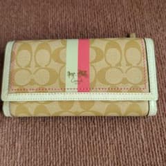 COACH　長財布のサムネイル