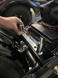 ハーレー用 シートマウントステー クロームメッキ　ソフテイル用 ハーレー用 シートマウントステー クロームメッキ ソフテイル用 - メルカリ