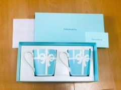 【値下げ中！新品未使用！】TIFFANY&Coブルーリボン　ボックス　マグカップのサムネイル