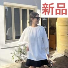 ロージーモンスター スリーブスカラップギャザーリングブラウス 白