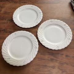 ★ 花模様 ホワイト皿　5枚セット　未使用 食器まとめ売りホワイト陶器皿 3枚セット 花模様 - メルカリ