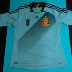 国内正規品サッカーユニフォーム　スペイン代表アウェイ用シャビ8付きのサムネイル
