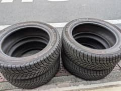 車　スタッドレス　20インチ　235/55r20のサムネイル