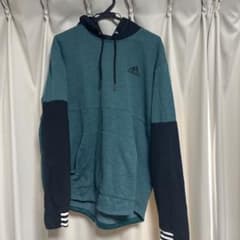 adidas フーディーのサムネイル
