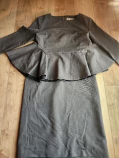 Dress Lab ペプラムセットアップ グレー　Mサイズのサムネイル