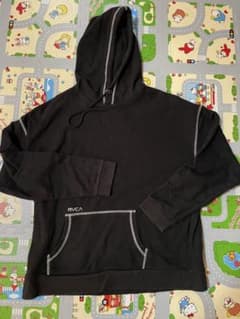 RVCA ブラック パーカー フード付きのサムネイル