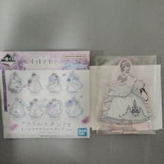ホロライブ 一番くじ ウェディングドレス アクリルスタンドのサムネイル