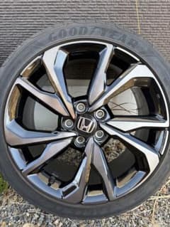ホンダ シビックFK7 18インチ 前期純正ホイールのサムネイル