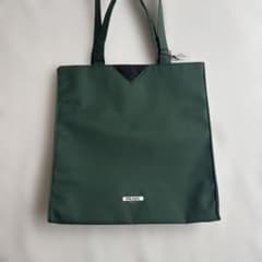 PRADA BEAUTY トートバッグ