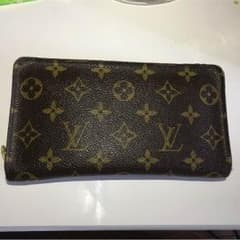 ルイヴィトン 長財布のサムネイル