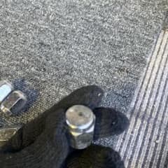 ホイールナット 約17個 クロムメッキのサムネイル
