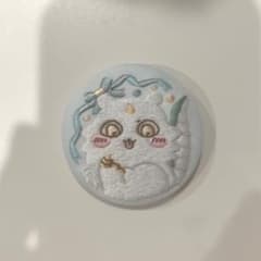 ちいかわ　刺繍缶バッジ2 あのこのサムネイル