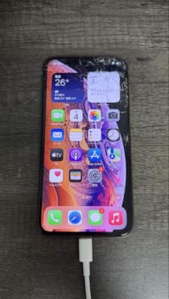 iPhone Xs 256GB 画面割れのサムネイル