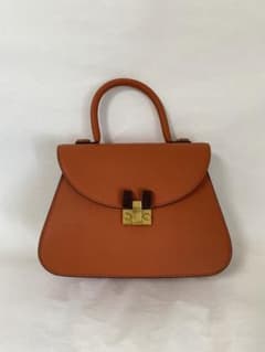 CHARLES & KEITH オレンジ ハンドバッグのサムネイル