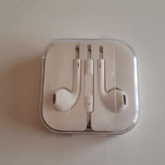 アップル イヤホン 未使用のサムネイル