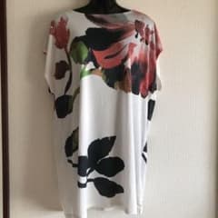 antiqua   花柄ビッグトップスのサムネイル