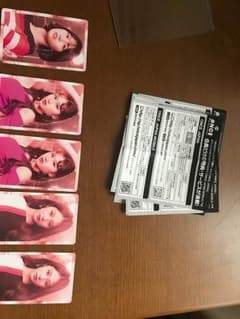 TWICEハイタッチ券のサムネイル
