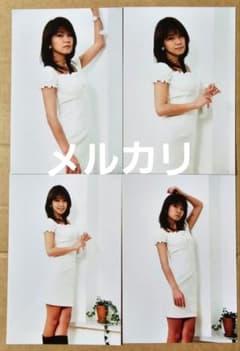 Thumbnail of 牛川とこ　生写真4枚セット㉗レースクイーン(ハガキサイズ)