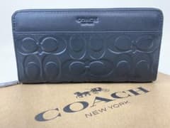 最終セール☆新品未使用☆ COACH コーチ 長財布 シグネチャー　黒のサムネイル