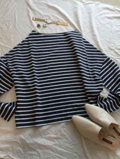 NEW！Spring 肩落ちゆったりボーダートップス Navyのサムネイル