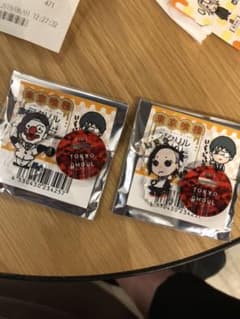 東京喰種カフェ限定アクリルminiフィギュア。ウタさん、ピエロウタさん。のサムネイル
