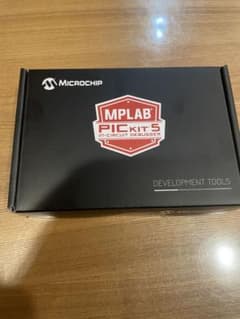 Microchip MPLAB PICkit 5 インサーキットデバッガー - メルカリ
