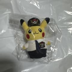 パイロットピカチュウ　新千歳空港　ぬいぐるみ　マスコット　ポケモンのサムネイル