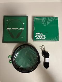 MRS.GREEN APPLE CDプレイヤーヘッドホン、ショルダーバッグセット Mrs. GREEN APPLE ヘッドホン CDプレーヤー ショルダーバッグ - メルカリ