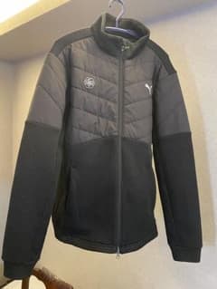 激安年末セール！新品未使用55%OFF！PUMA ジップアップジャケット 黒