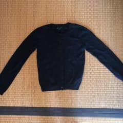 ギャップキッズ 黒カーディガン 冠婚葬祭にも 150のサムネイル
