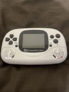 PokeFAMI LIGHT ポケファミライト ゲーム機 ホワイト/レッドのサムネイル