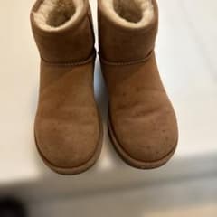 UGG ムートンブーツ ブラウン kids22cmのサムネイル