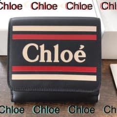 【新品未使用】クロエ　完売品　レア　ロゴ　二つ折り　折り財布のサムネイル