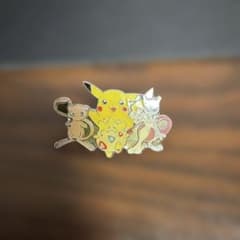 ポケモン ピンバッジ ピカチュウ ミュウ トゲピー ミュウツーのサムネイル