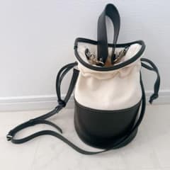 maison de dolce バイカラーバッグ 巾着バッグ バケツ型バッグのサムネイル