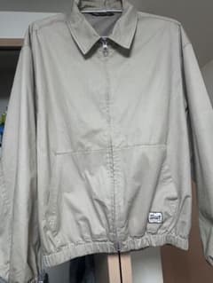 ZARA ベージュ ジャンパー Lサイズのサムネイル
