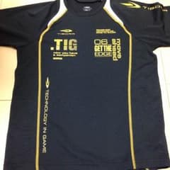 スポーツ 半袖 黒金Tシャツのサムネイル