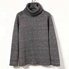 【未使用】Mr.OLIVE タートルネック フリース素材 Sサイズのサムネイル