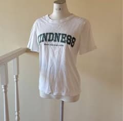 GU KINDNESS メッセージ Tシャツ Lサイズ 白×緑 半袖のサムネイル