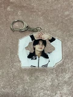 佐野勇斗 アクリルキーホルダー - メルカリ