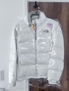 THE NORTH FACE ホワイト ダウンジャケットのサムネイル